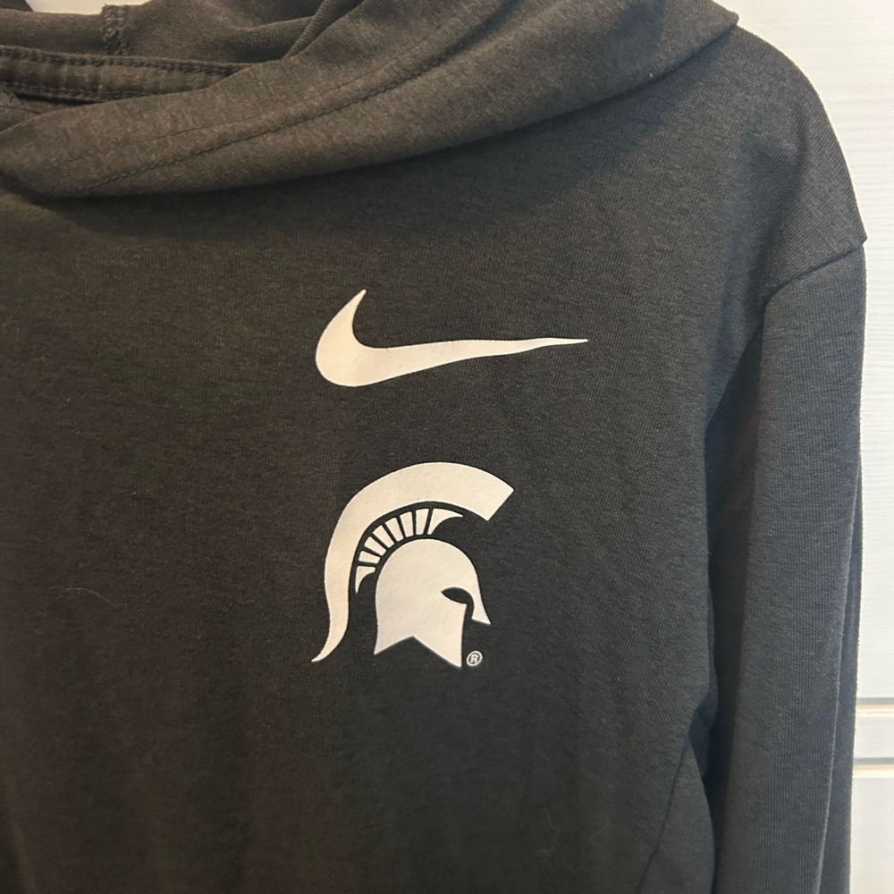 Michigan State Nike Hooded Long sleeve size boys small - Picture 2 of 4